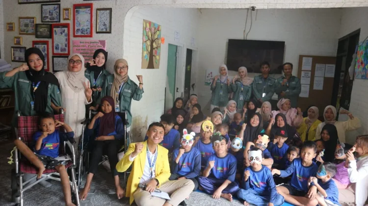 IKMA-UT Jabar Gelar Bakti Sosial di Yayasan Pejuang Kanker Ambu