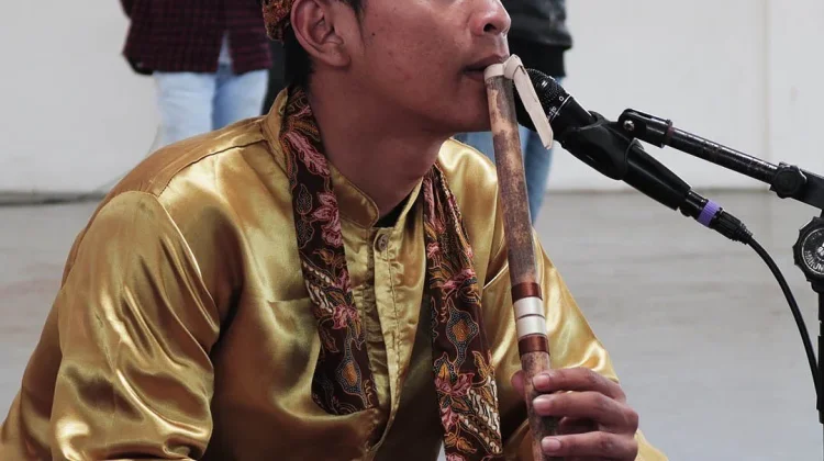 Alat Musik Tiup yang Dikenal Ribuan Tahun Lalu