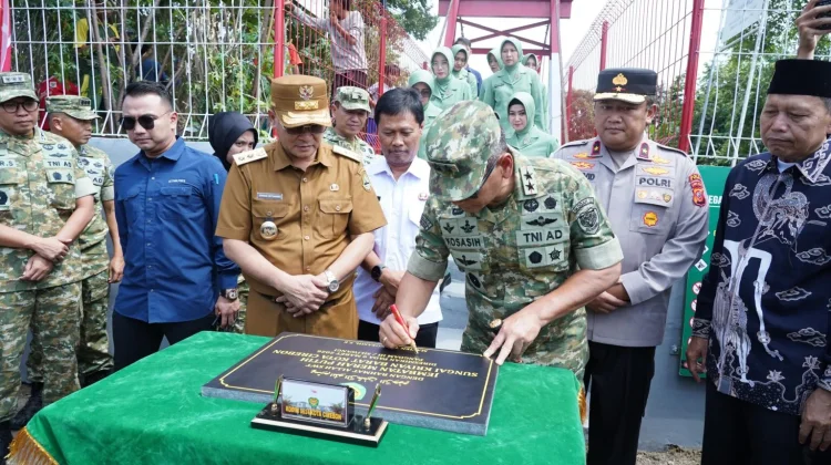 Jembatan Perintis Garuda III  Diresmikan Pangdam Siliwangi