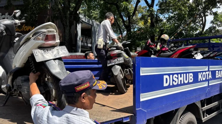 Dishub Bandung Perketat Pengawasan Parkir Liar Selama Ramadan hingga Idulfitri