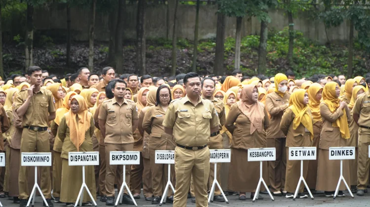 Pemkot Cimahi Bayarkan THR Aparatur 100 Persen tanpa Potongan Pajak