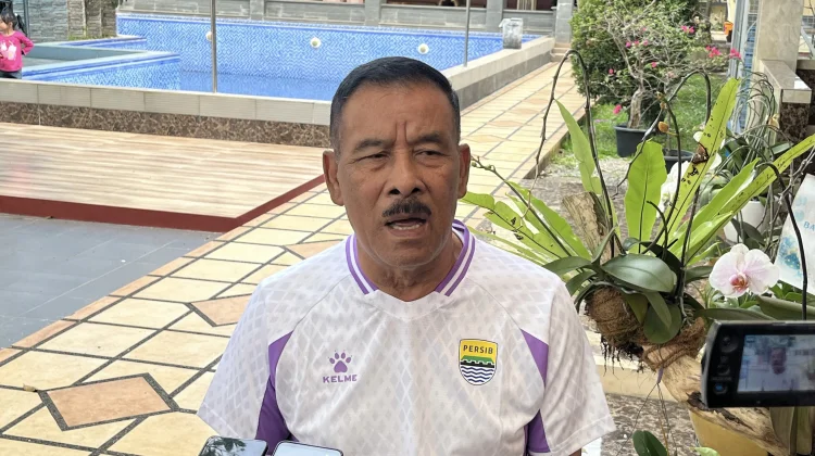 Manajer Persib Suntikan Motivasi jelang Hadapi Partai Kruasial Lawan Borneo FC