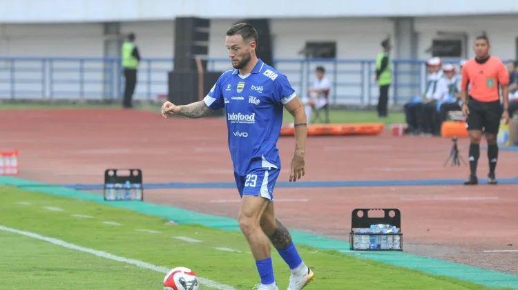 Klok Sebut Laga Tunda Persib Verus Borneo Layaknya Partai Final