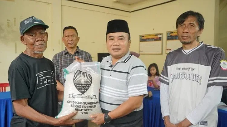 Sebanyak 36 Desa Rawan Pangan di Sumedang Terima Bantuan Beras CPPD