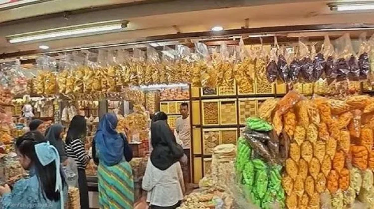 Pemudik Serbu Kawasan oleh oleh Pasteur Kota Bandung