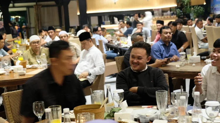 Pererat Kebersamaan, Intelkam Polda Jabar  Bukber dengan Elemen Mahasiswa