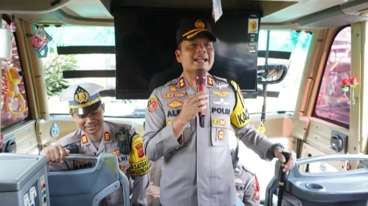 Polres Cianjur Berangkatkan Lima Bus Mudik Gratis Tujuan Jawa Tengah