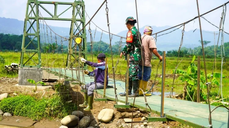 Jembatan Gantung Garuda Ditargetkan selesai sebelum Lebaran