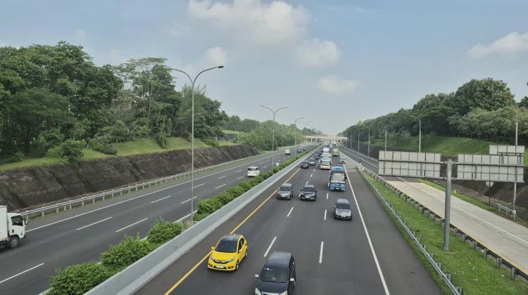 H-4 Lebaran, Volume Kendaraan di Tol Cipali Meningkat