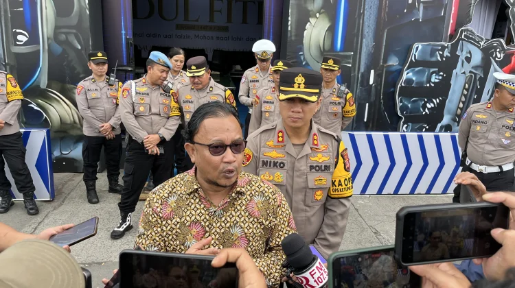 Kompolnas Tinjau Posko Terpadu Transformers Padalarang Polres Cimahi