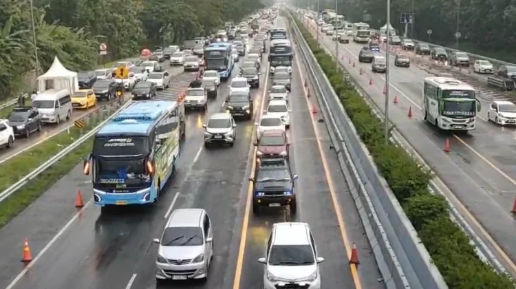 Arus Lalu Lintas  di Tol Cipali Meningkat 88 Persen