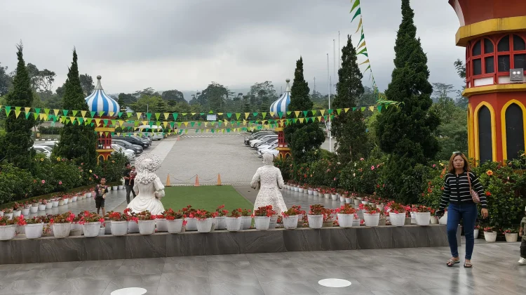Tarik Minat Pengunjung saat Libur Lebaran, Ini yang Dilakukan Management D'Castell