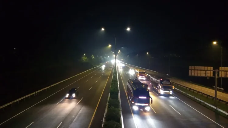 Volume Kendaraan di Tol Cipali H-2 Lebaran Mulai Menurun