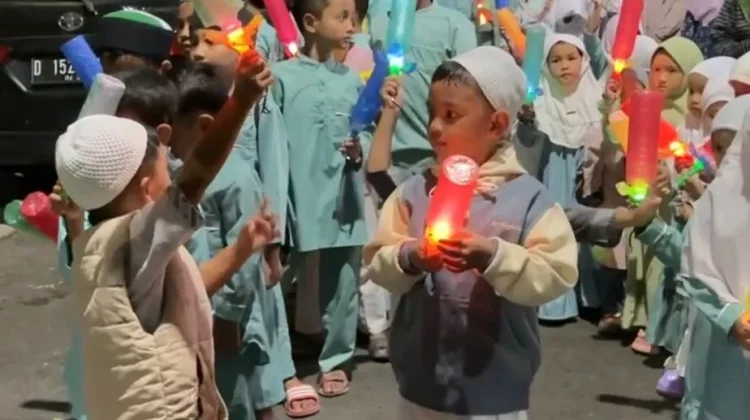 Warga Sambut Positif Kebijakan Takbiran Keliling di Kota Bandung