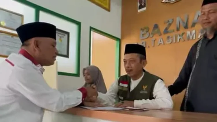 Wakil Bupati Tasikmalaya Tunaikan Zakat  Fitrah melalui BAZNAS