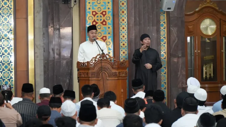 Adhitia Tekankan Inklusivitas dan Nilai Ramadan dalam Salat Idulfitri di Cimahi