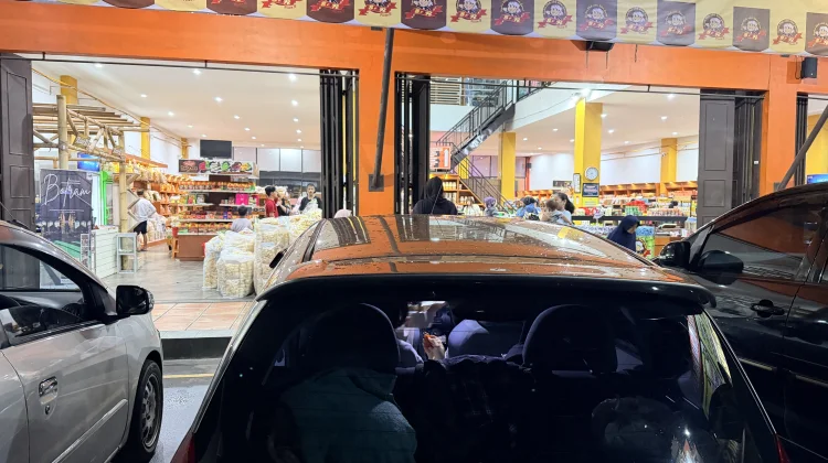 Sentra Oleh-oleh Garut Diserbu Wisatawan usai Lebaran