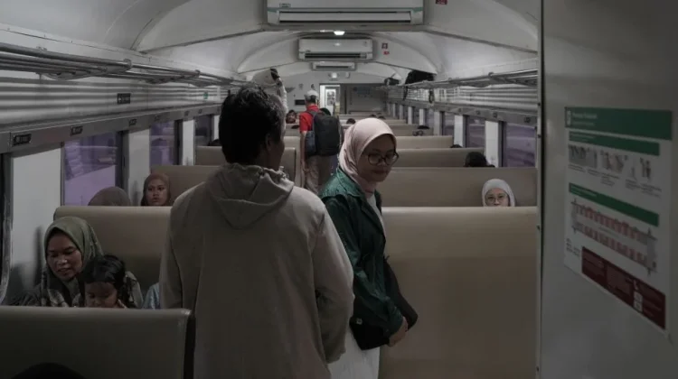 Libur Lebaran 2026, Perjalanan Kereta Rangkasbitung-Tanah Abang Ditambah