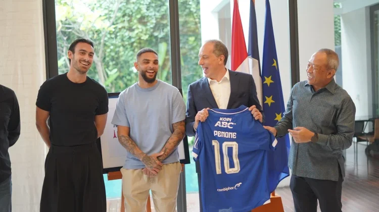 Perluas Eksposur Internasional, Persib Sambangi Kedutaan Besar Perancis