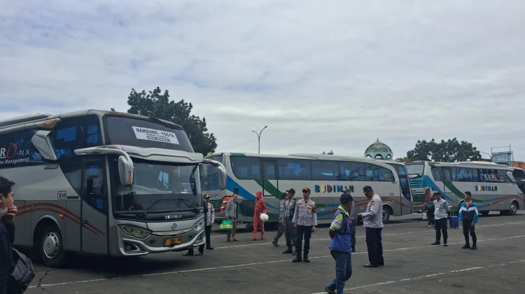 Puncak Arus Balik di Terminal Cicaheum Diprediksi Terjadi Akhir Pekan