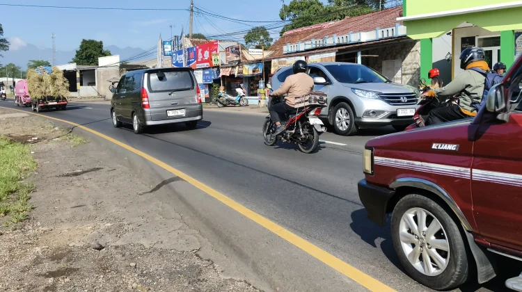Pengamanan di Jalur Wisata Ciater Berjalan Aman dan Lancar