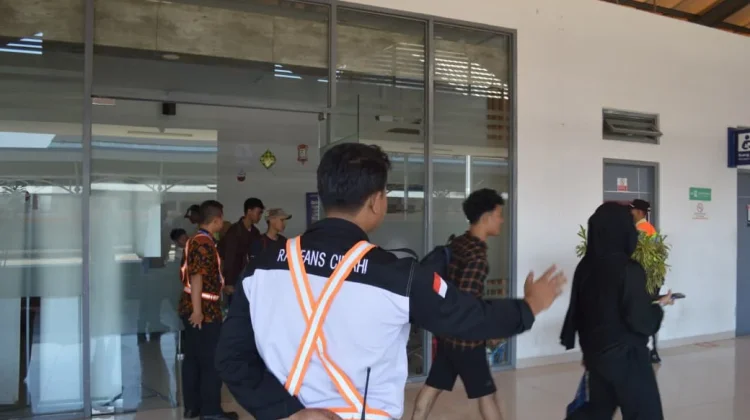 Komunitas Railfans dan Pramuka Tinggalkan Libur Lebaran 2026