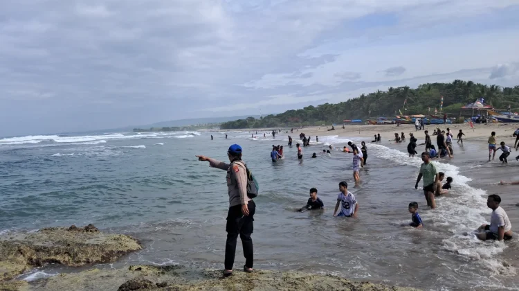 Polisi Selidiki Kasus Pungli di Pantai Sayangheulang