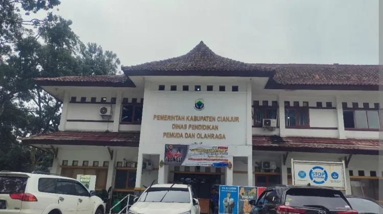 Disdikpora Cianjur Sosialisasikan Penggunaan Medsos Bagi Anak