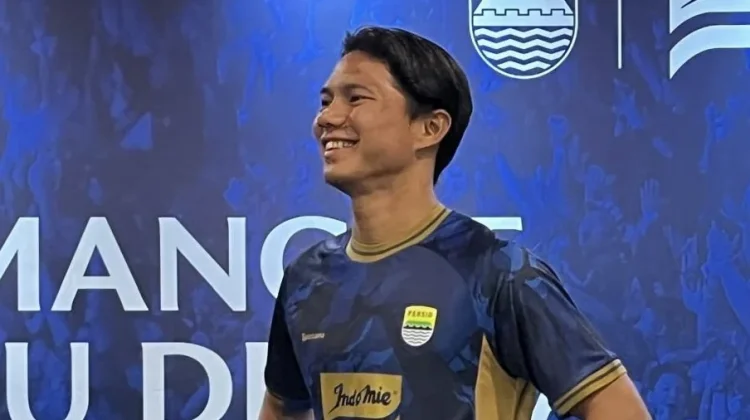 Jupe Soroti Semangat dan Perkembangan Pemain Muda Persib di Super League 2025/2026