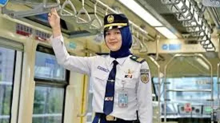 Ketangguhan Masinis Wanita di KAI Daop 2 Bandung