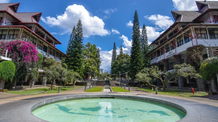 Prestasi Kampus Indonesia, Peringkat ITB di Tingkat Dunia