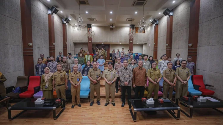 Farhan Sambut Kunjungan Diplomat Kemlu, Bandung Jadi Laboratorium Diplomasi