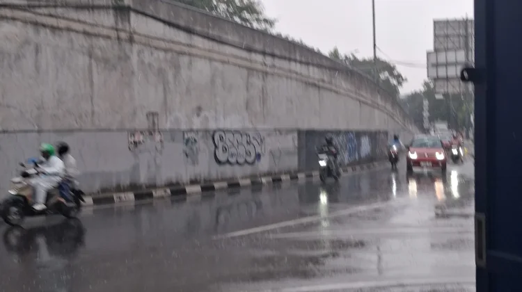 Pemkot Bandung Fokus Perbaikan 17 Ruas Jalan Prioritas pada Triwulan II