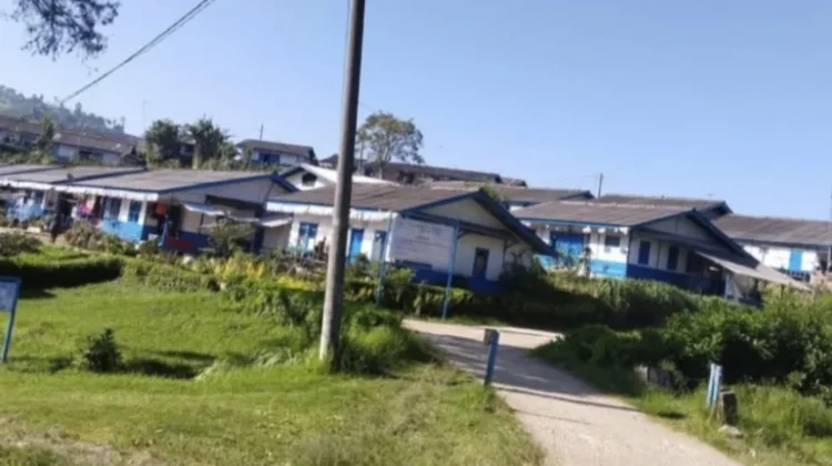 Rumah Biru Ciwidey, Perkampungan Ikonik di Kabupaten Bandung