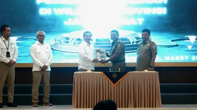 Serahkan LKPD ke BPK, Bupati Tekankan Transparansi dan Integritas Pemda
