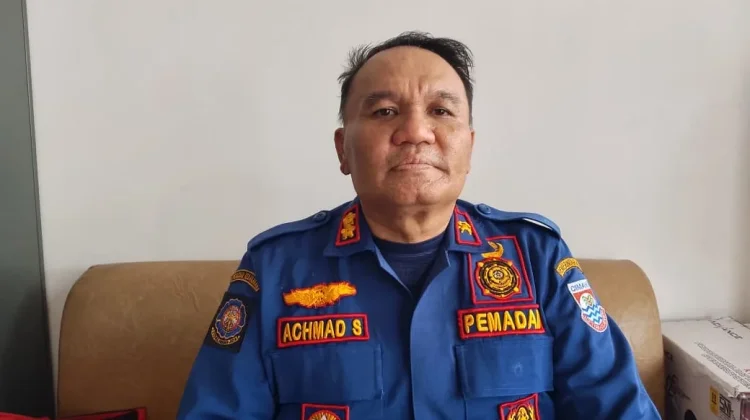 Damkar Cimahi: Dari Memadamkan Api hingga Menjadi Tempat Curhat Warga