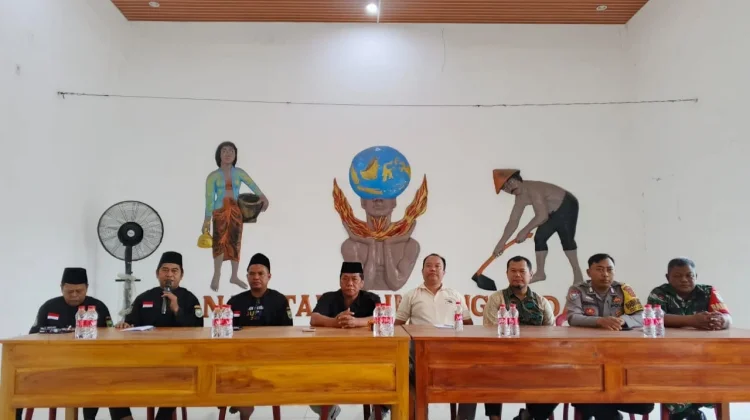 Babinsa Koramil Kalijati Perkuat Sinergitas Melalui Rapat Minggon