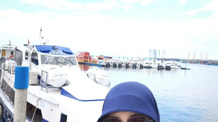 Ini Kiat Liburan Aman dan Nyaman di Pantai
