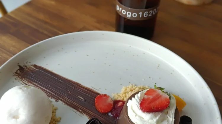 Dessert Kekinian dengan Penyajian Menarik