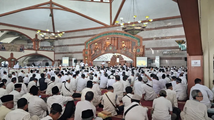 Pemkot Bandung Berangkatkan 1.679 Jemaah Haji Terbagi Dalam 5 Kloter