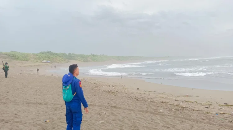 Tim Gabungan Polairud Cari Nelayan Hilang di Perairan Cipunaga