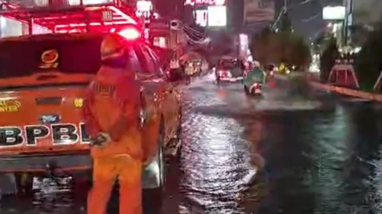Hujan Deras, Kota Tasikmalaya dikepung Banjir Genangan