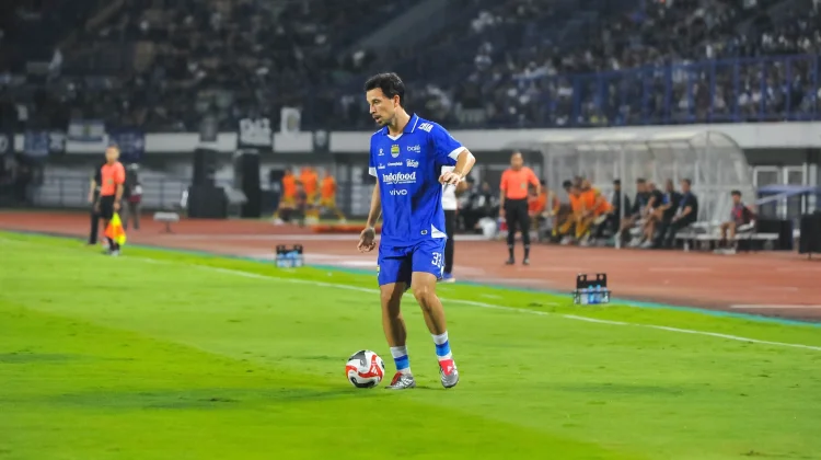 Persiapan Matang, Thom Haye Pede Hadapi Semen Padang di Markas Mereka