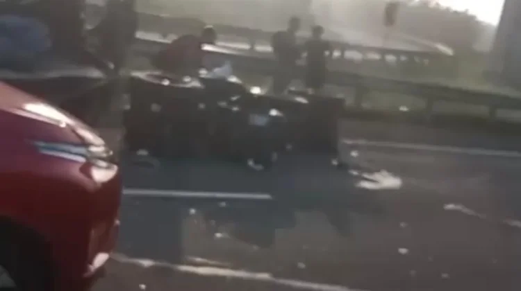 Kecelakaan Ringan Beruntun di Tol Padaleunyi KM 132, Satu Orang Terluka