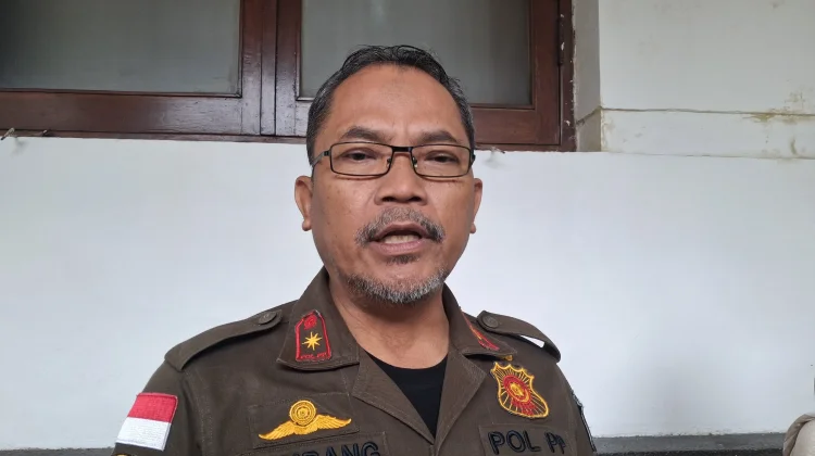 Satpol PP Penertiban Reklame Targetkan Rampung Enam Bulan