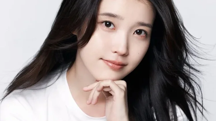 IU Segera Comeback jelang Konser September Mendatang