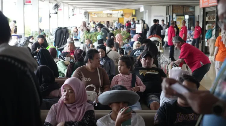 Angkutan Lebaran 2026, Okupansi Kursi Kereta Melampui Target