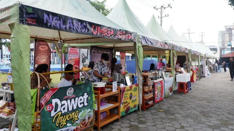 UMKM Jabar Jadi Motor Ekonomi, Darwisman: Penyaluran Kredit dan KUR Tumbuh