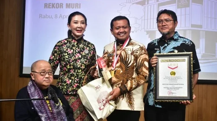 RSUD Umar Wirahadikusumah Raih Rekor MURI
