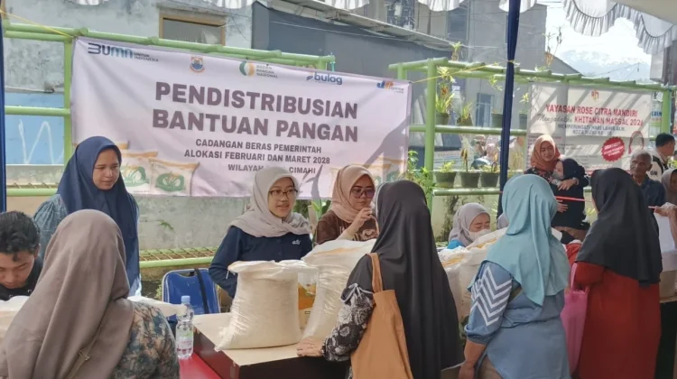Pemkot Cimahi Salurkan Bantuan Pangan untuk 41 Ribu Warga, Antrean Padati Lokasi